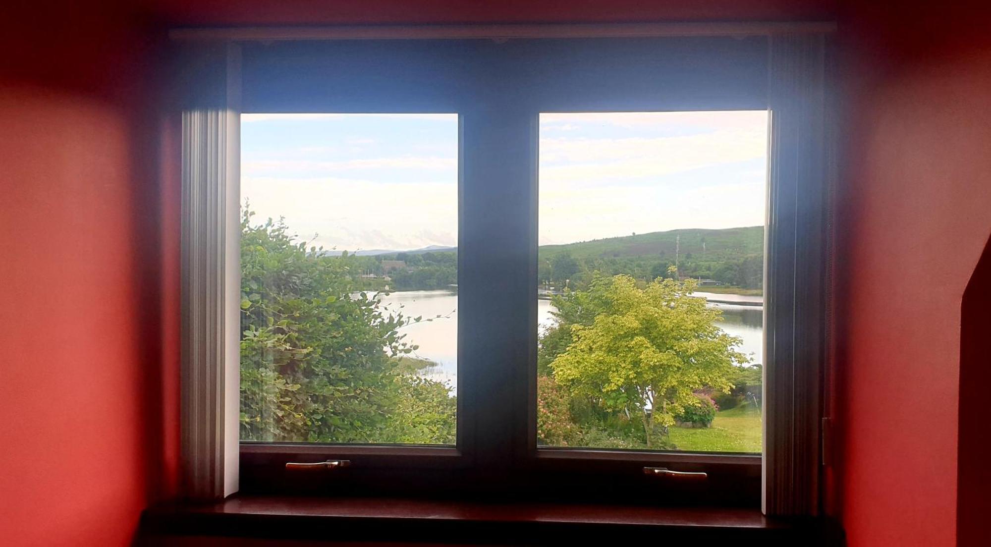 Loch View, Lairg Hotel Phòng bức ảnh
